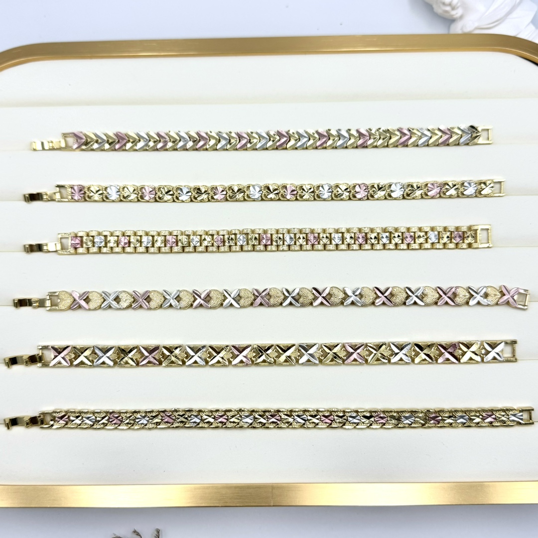 Gold tricolor pattern bracelets set wholesale
