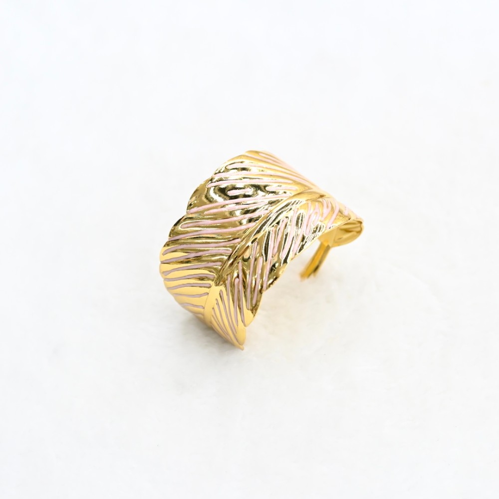 Pink leaf gold cuff bracelet with textured leaf pattern, gold-tone open design and soft pink enamel-style details for wholesale jewelry buyers
