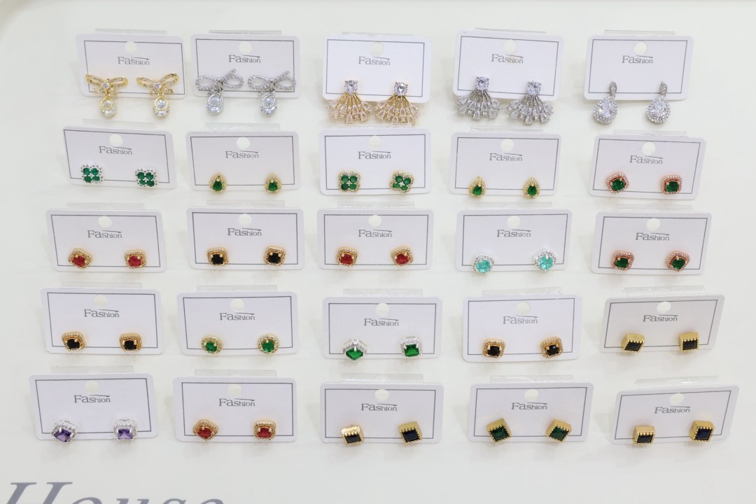 Color stone stud earrings wholesale template image