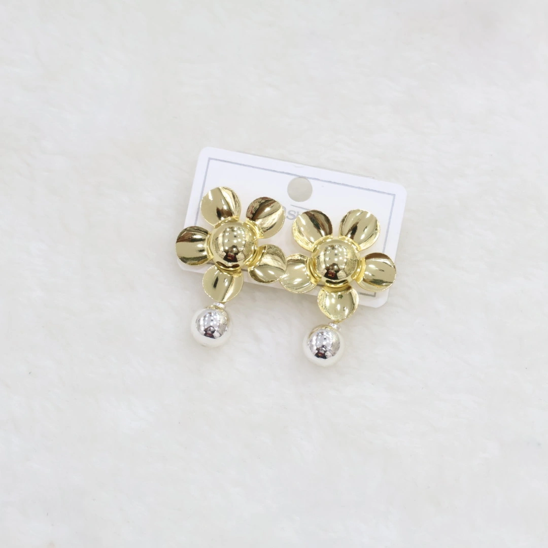 Gold flower pearl drop earrings wholesale