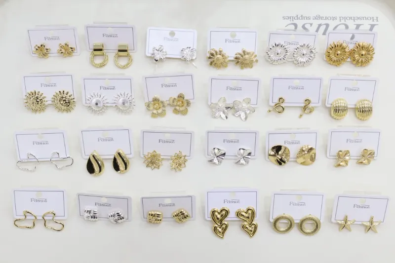 Classic pearl round stud earrings for wholesale jewelry buyers