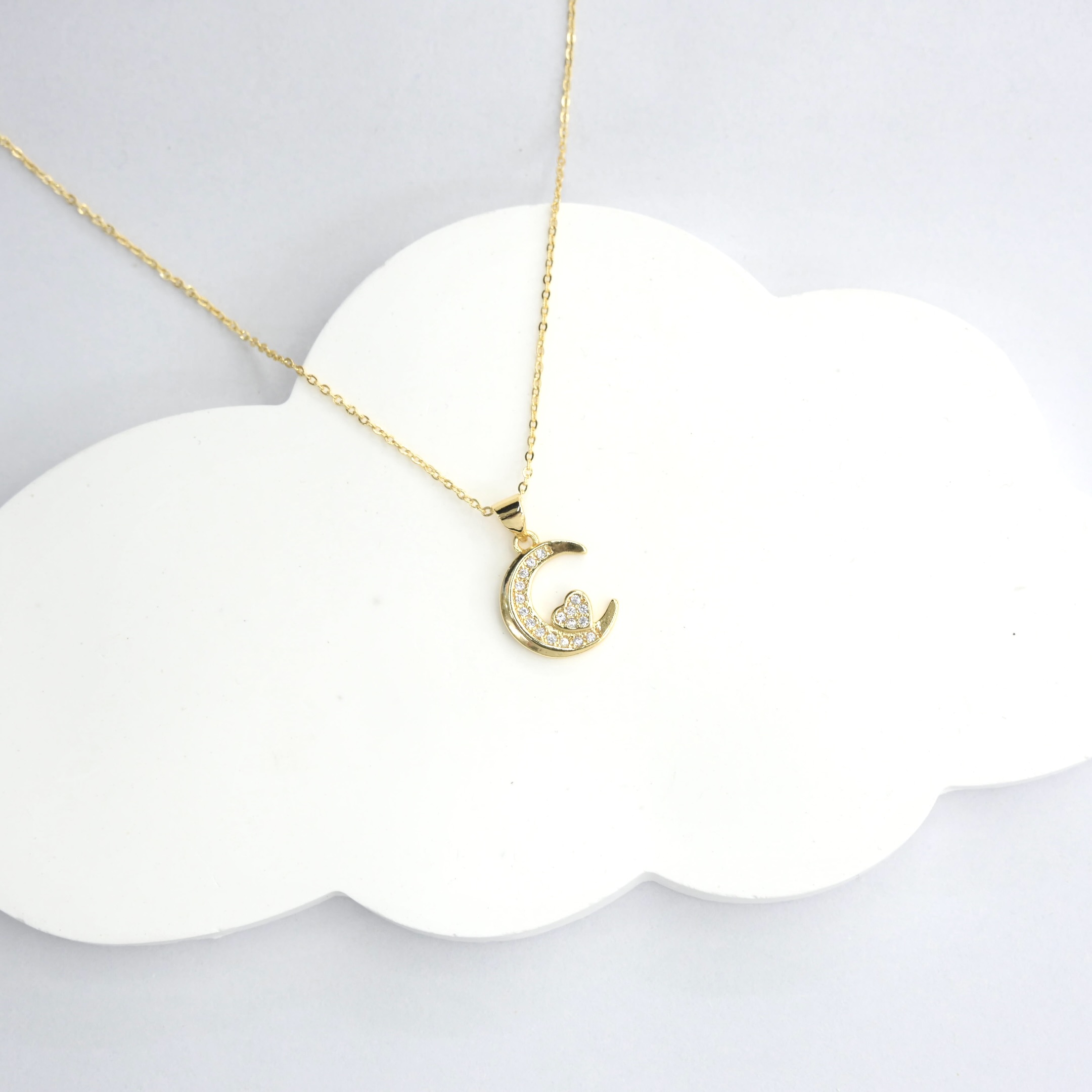 Gold moon heart pendant necklace wholesale