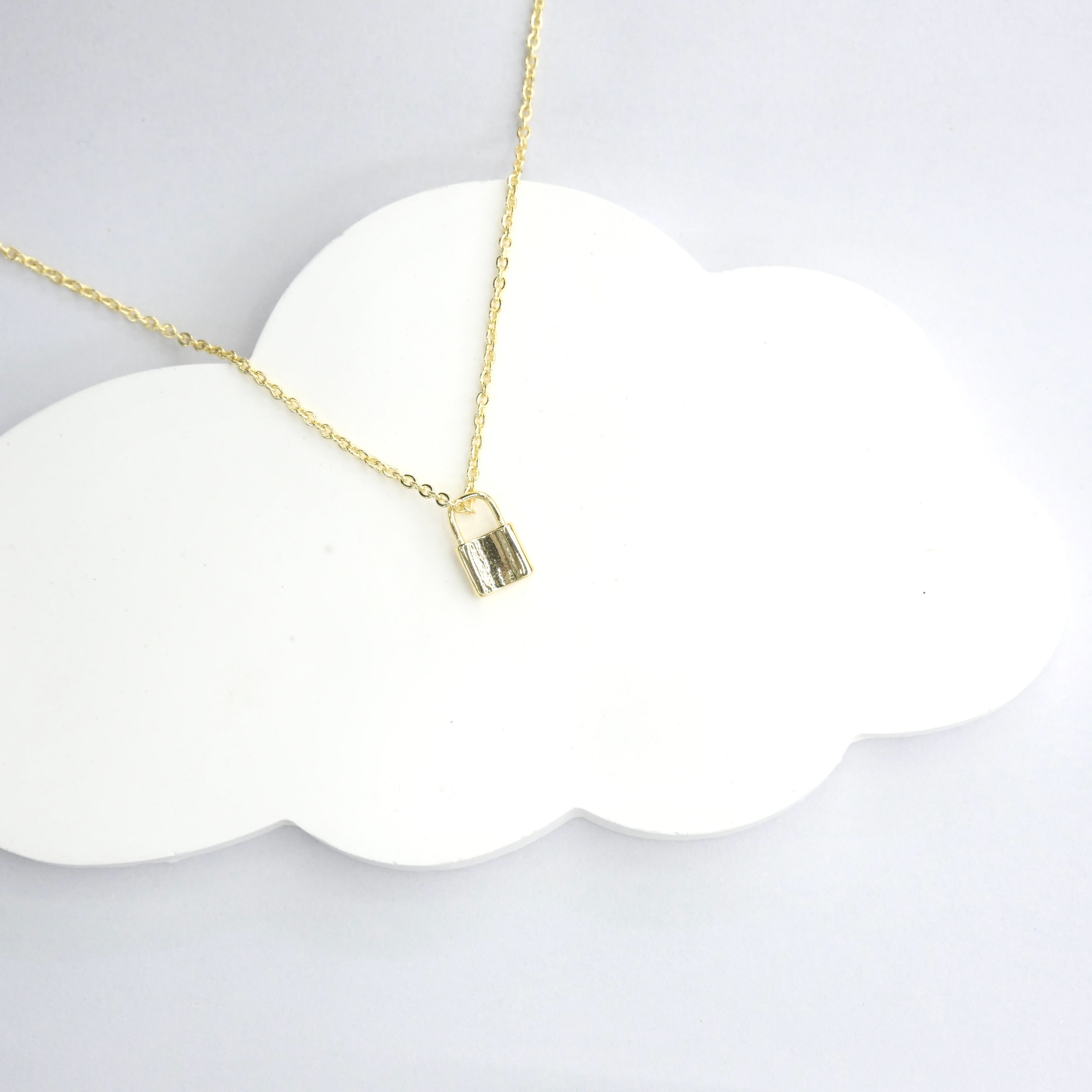 Gold padlock pendant necklace wholesale