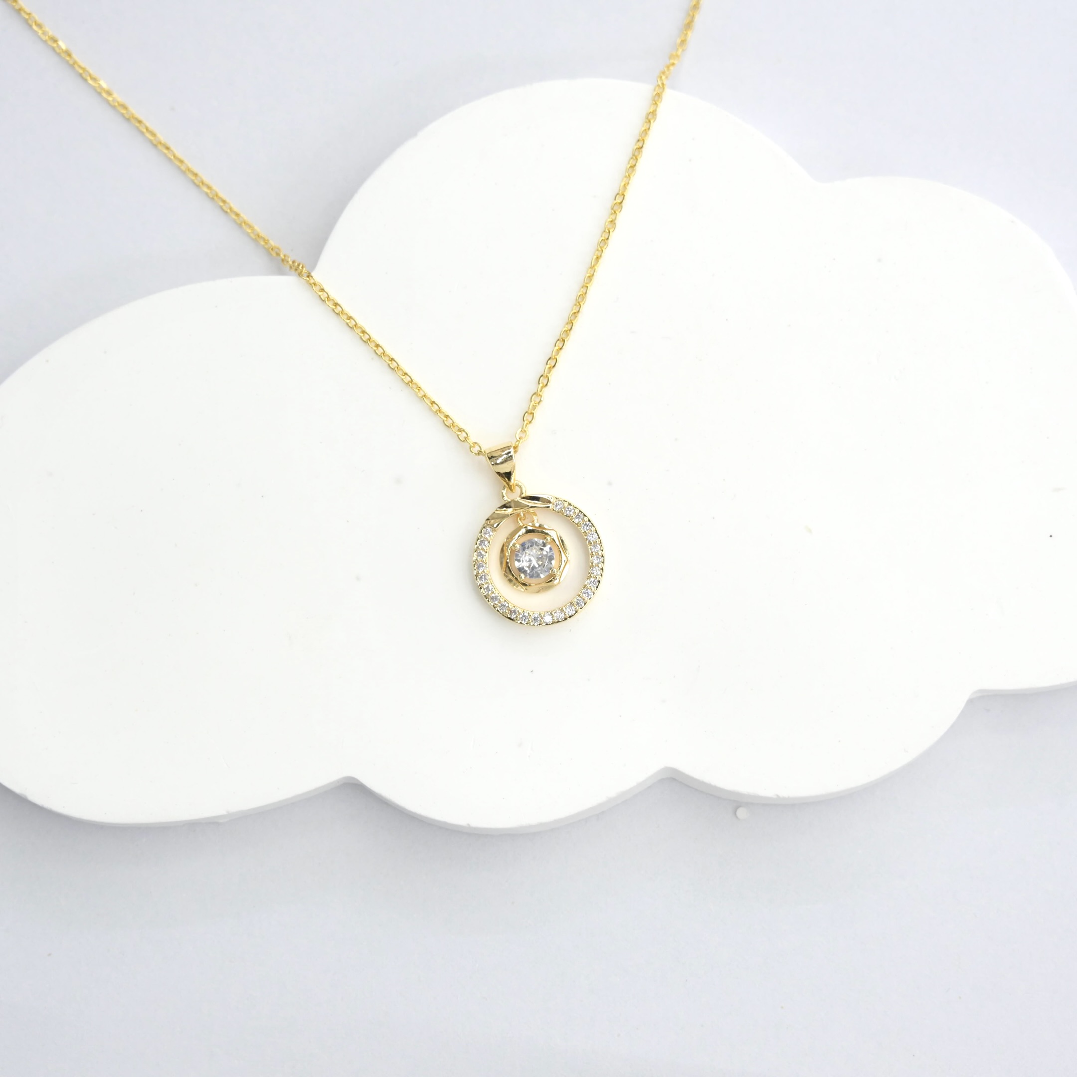 Gold round crystal pendant necklace wholesale